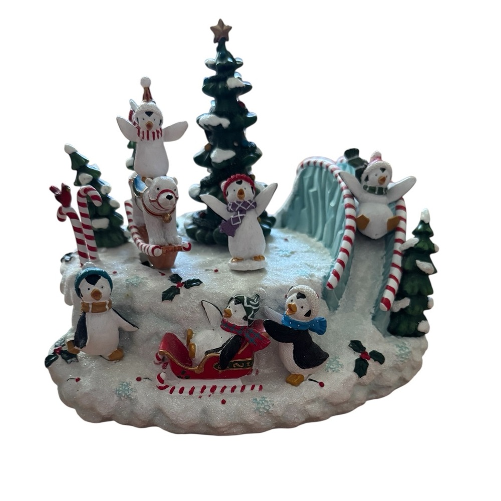THE SAN FRANCISCO MUSIC BOX COMPANY - Penguin Wonderland